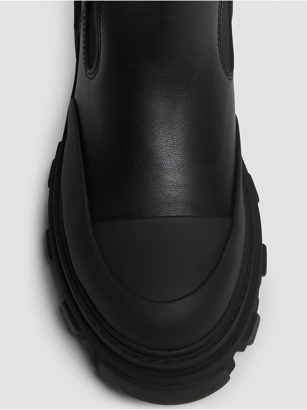 Ganni Logo Leather Chelsea Boots - Picture 4 of 12